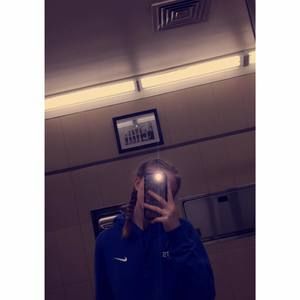 Meet your Posher, Nicky